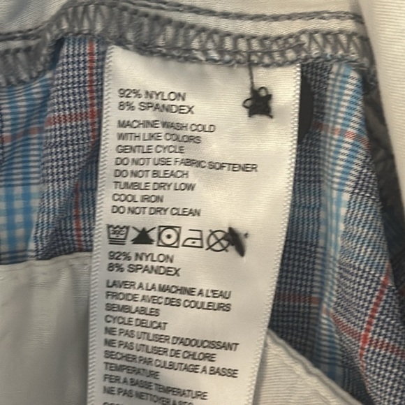 Men’s Tommy Bahama Checked Flat Front UV Protection Stretch Bermuda Shorts - Picture 6 of 7